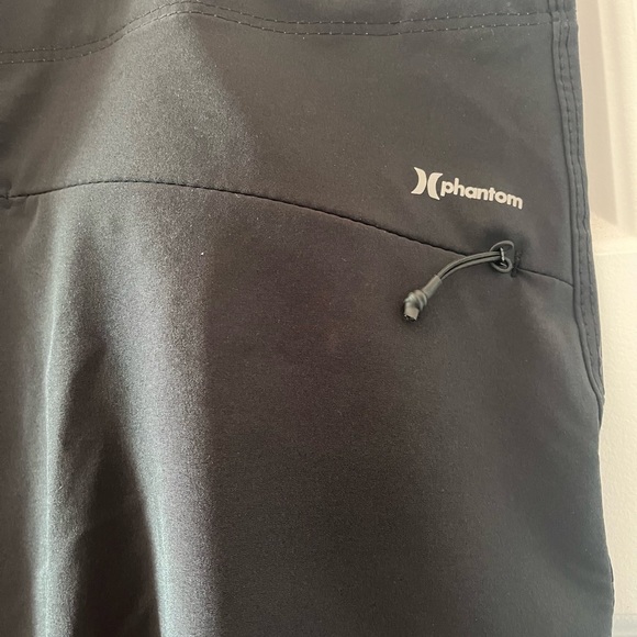 NWOT: Hurley Phantom Board shorts (38) - Picture 3 of 5